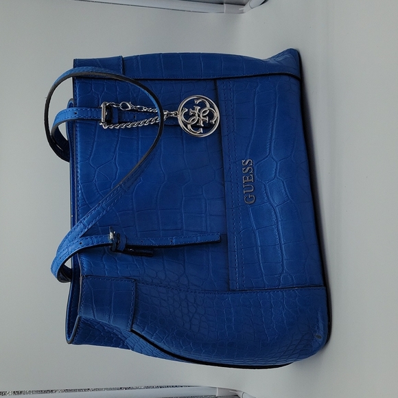 Bright blue Guess Purse, - Picture 11 of 12
